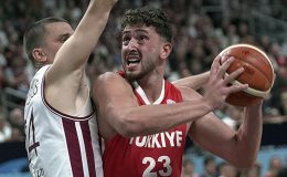 Bunu yapan ilk Türk basketbolcu oldu: Alperen Şengün milli takım tarihine geçti